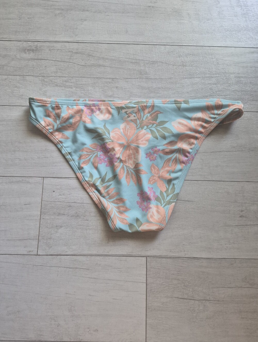 BILLABONG NEW Beach Babe Triangle Bikini Top & Bottoms Set - Picture 9 of 13